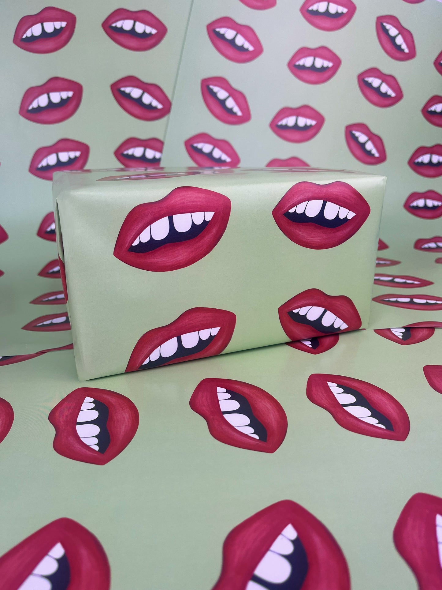 Lips Wrapping Paper